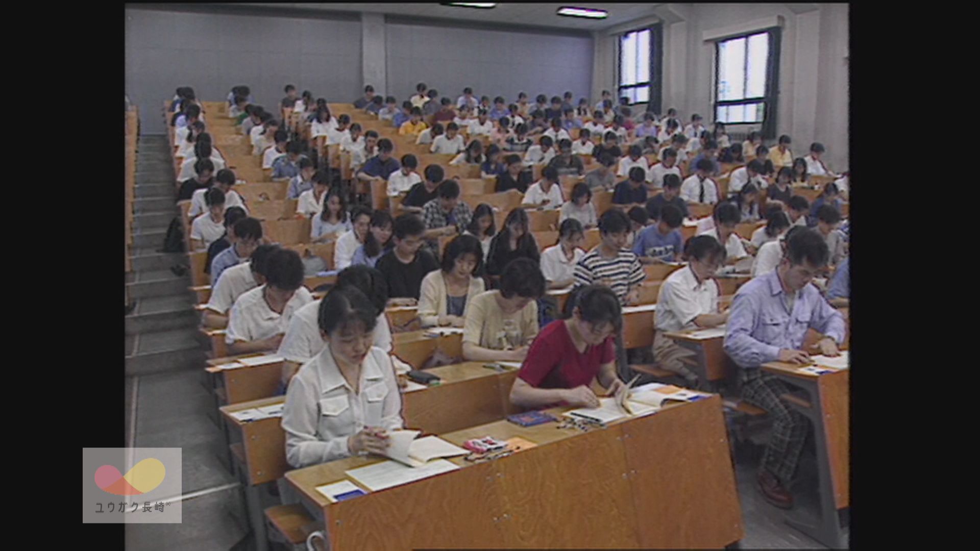 就職氷河期～人気の公務員！競争率16倍の長崎県職員採用試験　イメージ